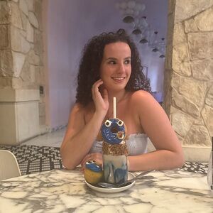 Meet your Posher, Sigal